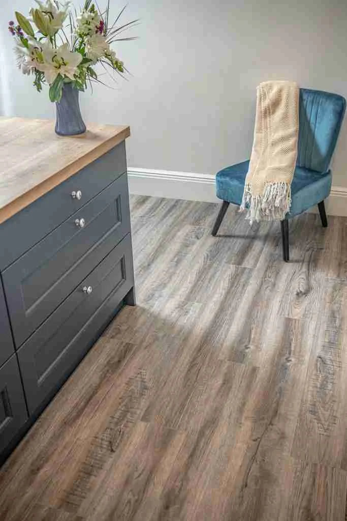 Dark Active Grey SPC plank flooring with click system