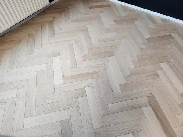 Invisible Oak Parquet Brushed & Oiled 3/14x80x450