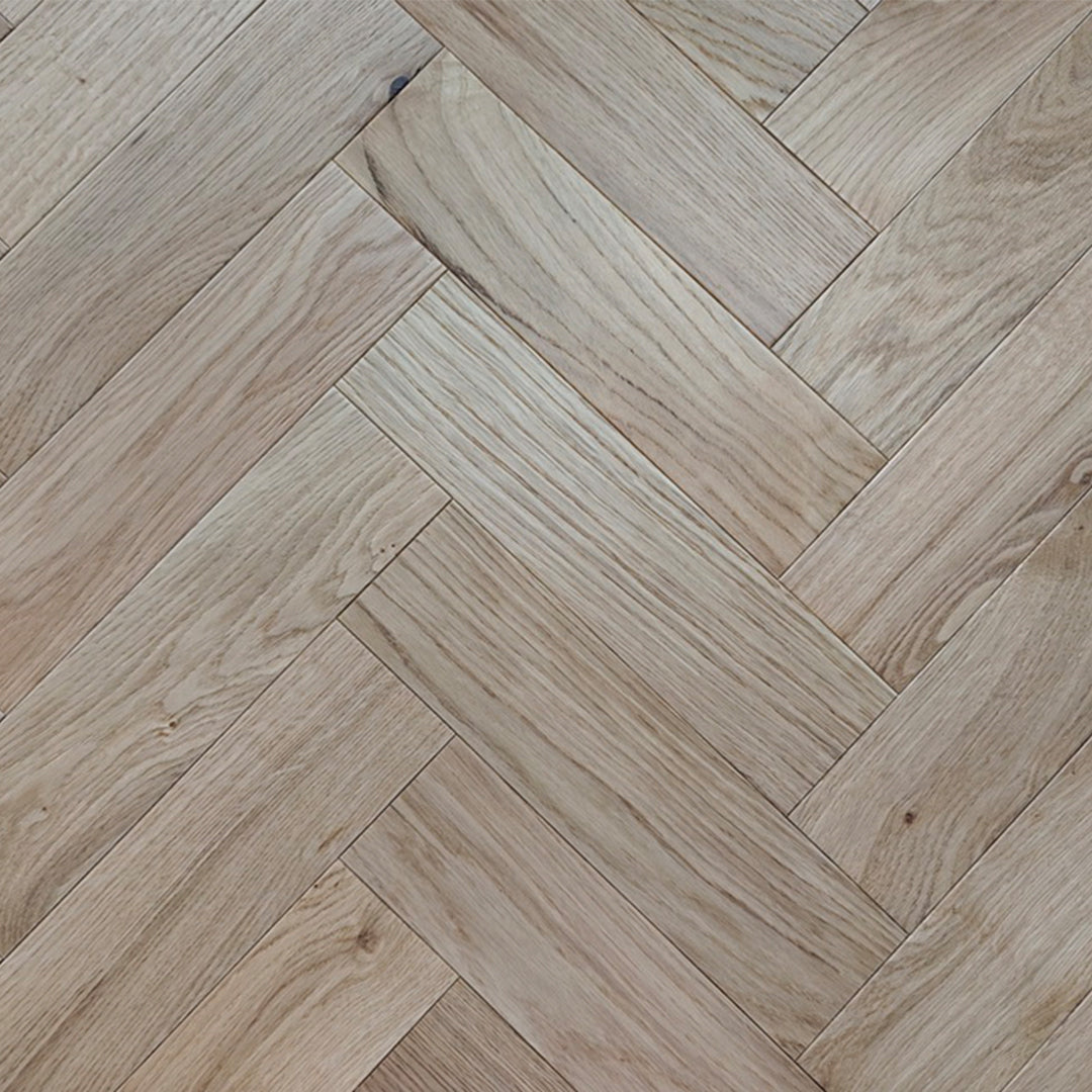 Natural Oak Brushed Matt Lacquered Engineered Parquet Close-up 80x300mm