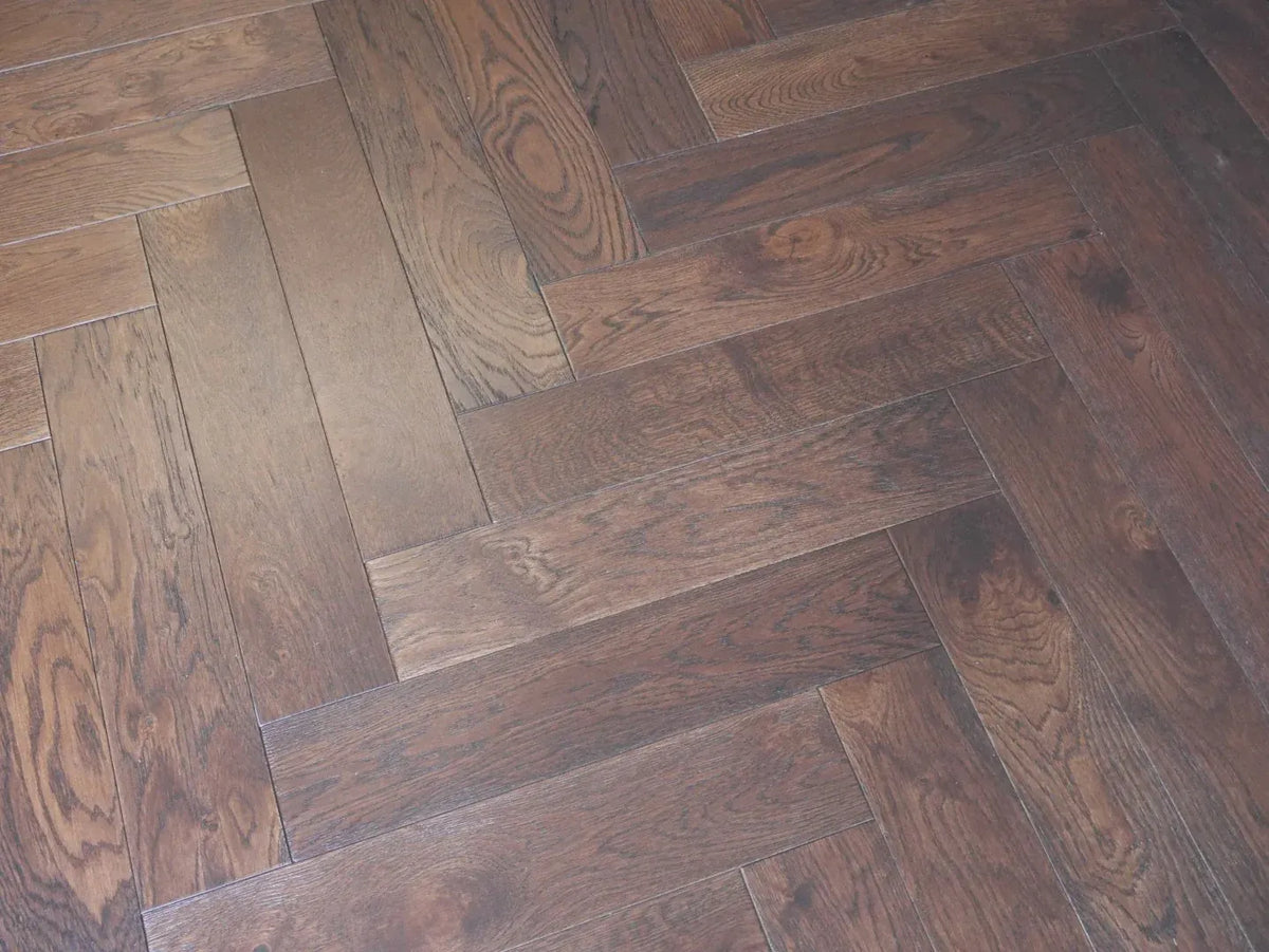 Chocolate Oak Brushed & Matt Lacquered  3/18x80x300