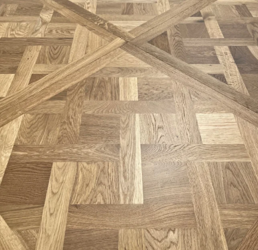 Windsor Smoked Oak Versailles Brushed & Oiled 4/18x800x800 (Free Sample)