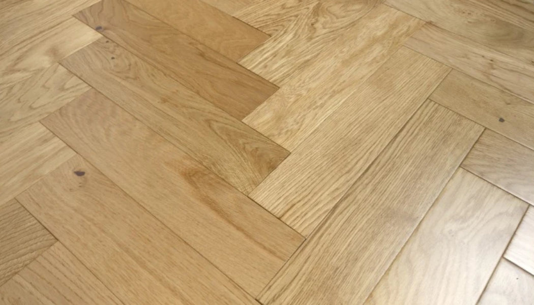Natural Oak  Lacquered 4/18x90x400