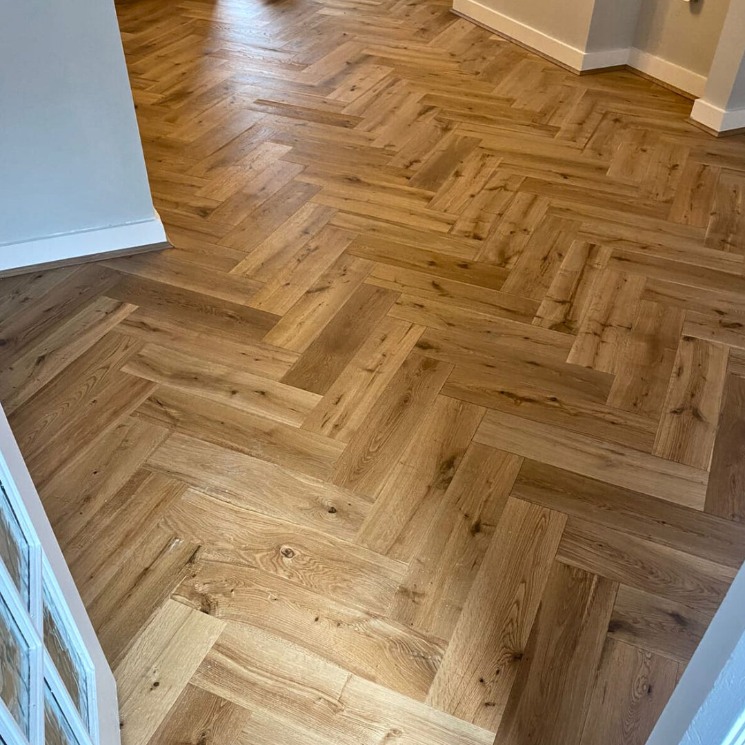 Natural Oak Click Hb Brushed & Laquered 3/14x150x600