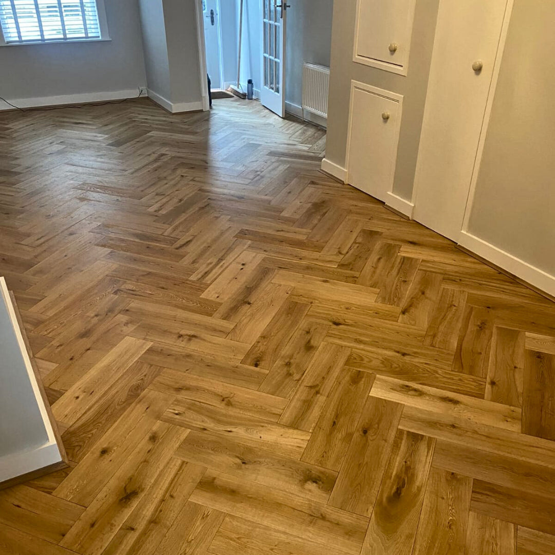 Natural Oak Click Hb Brushed & Laquered 3/14x150x600