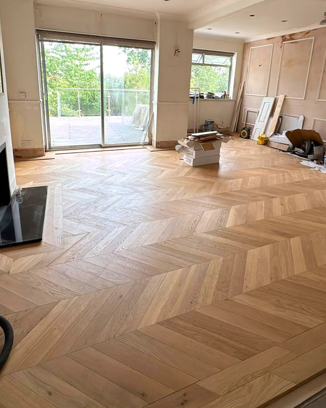 Luxury Natural Oak Chevron Brushed & Oiled 3/14x90x510