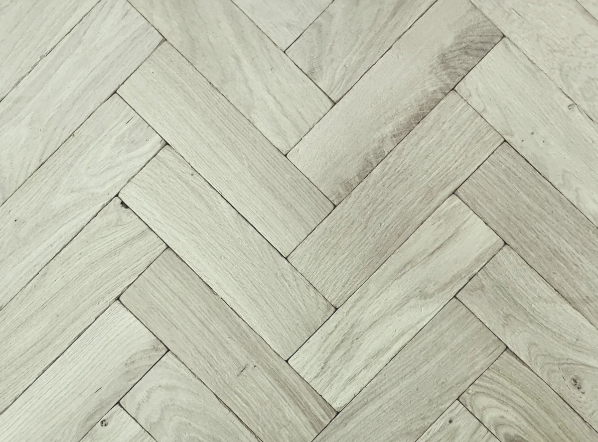 Solid Oak Parquet Rustic Unfinished Tumbled Square Edged 22x70x230