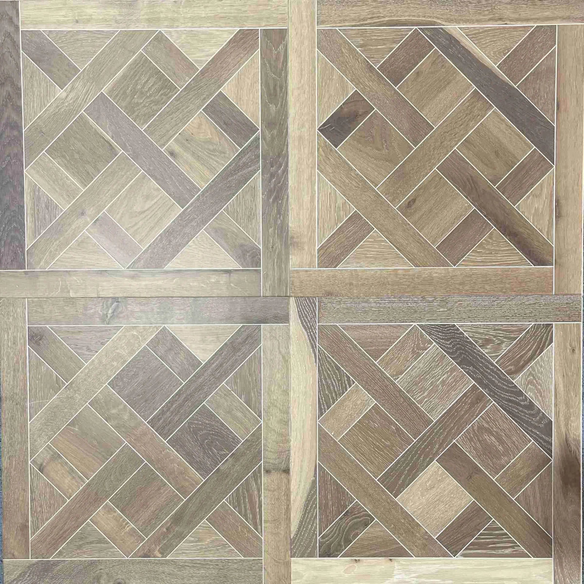 Smoked & White Oak Versailles Brushed & Oiled 4/18x600x600 (Free Sample)