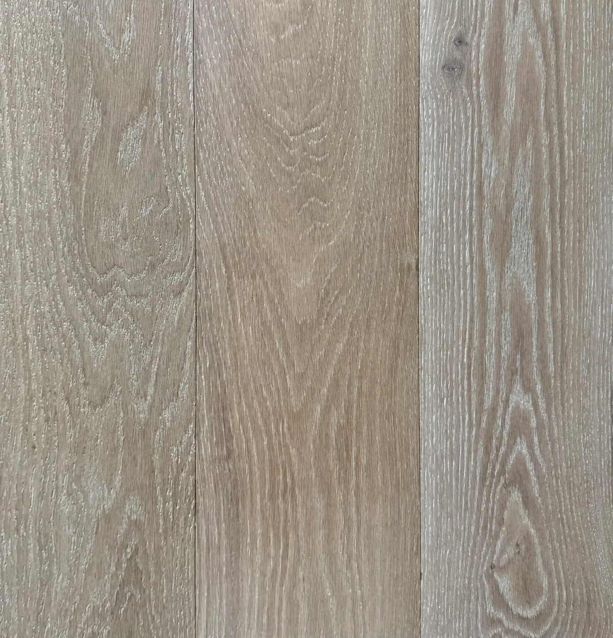 Champagne Oak Brushed & Oiled 3/14x190xRL