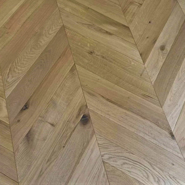 Natural Oak Chevron Brushed & Matt Lacquered 3/14x90x510