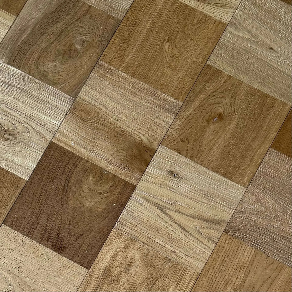 Cubed Smoked Oak 190x3/14x1900mm