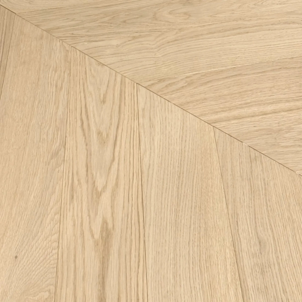 Luxury Invisible Oak Chevron Brushed & Oiled 3/14x90x510