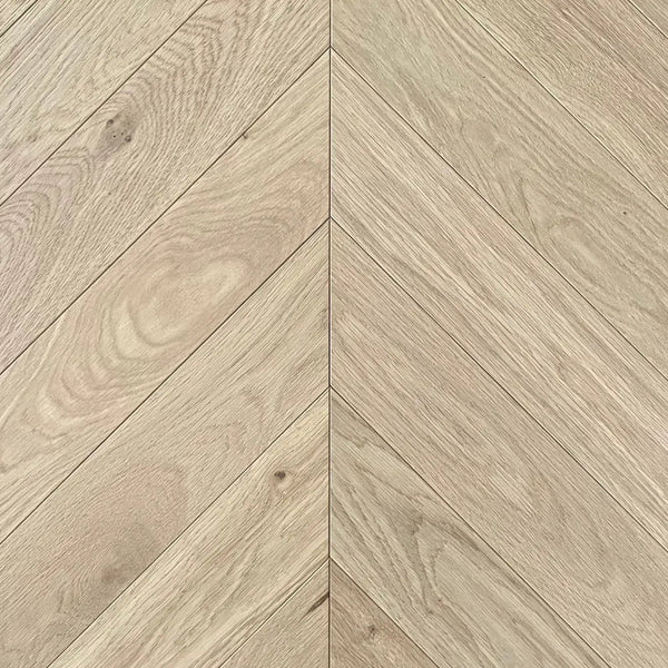 Luxury Invisible Oak Chevron Brushed & Oiled 4/16x90x510