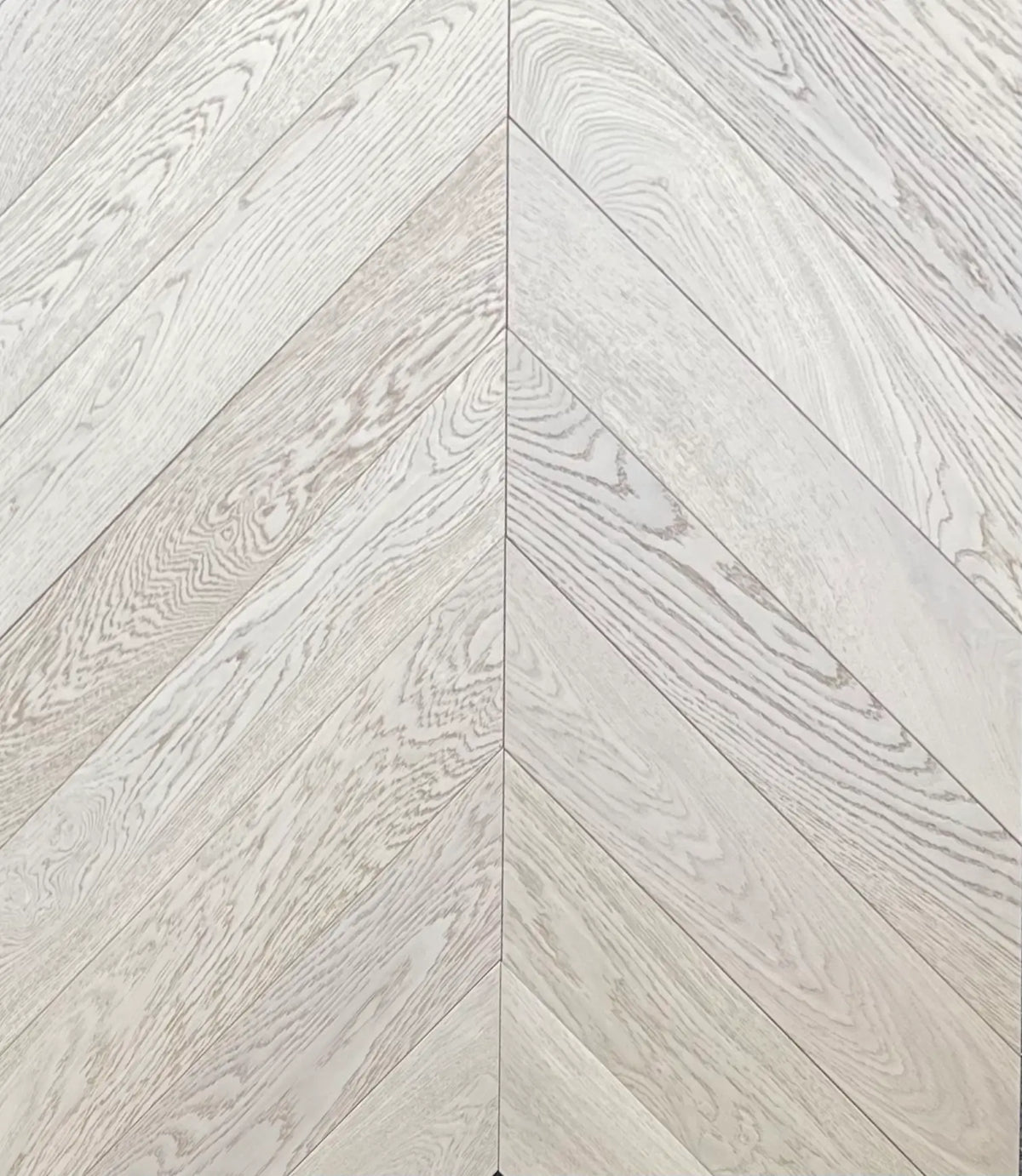Luxury Prime Invisible Oak Chevron Brushed & Oiled 4/16x120x600