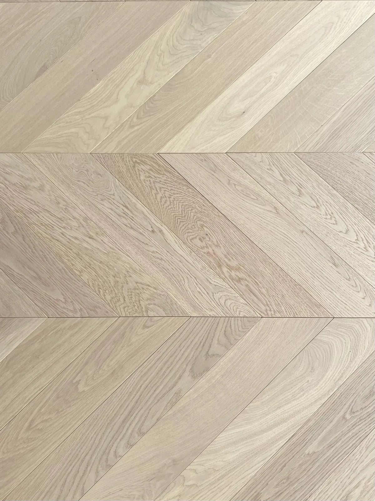 Luxury Prime Invisible Oak Chevron Brushed & Oiled 4/16x120x600