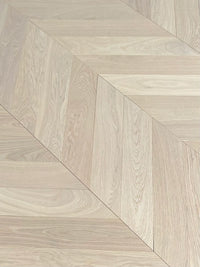 Luxury Prime Invisible Oak Chevron Brushed & Oiled 4/16x120x600