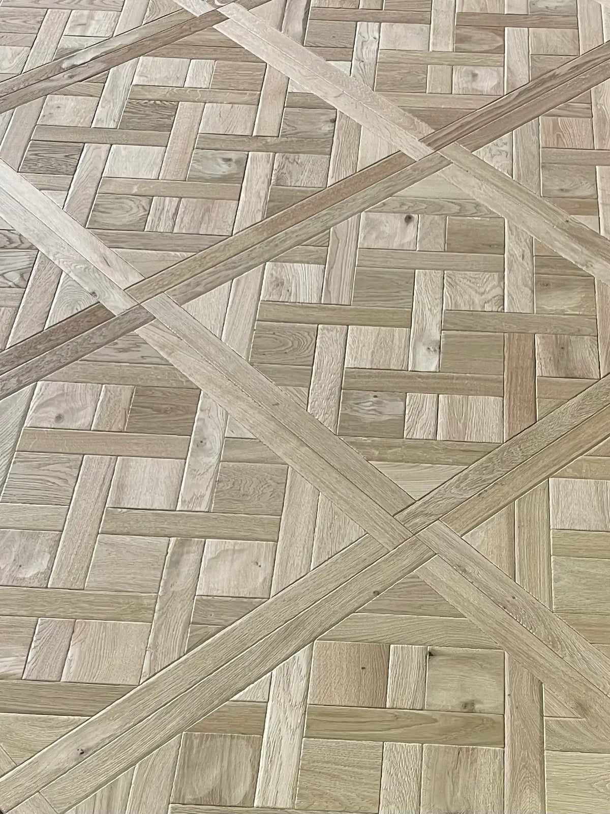 Versailles  UNFINISHED Tumbled Distressed 4/16x800x800