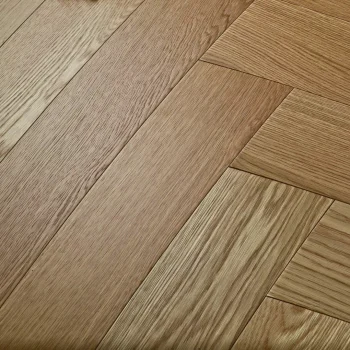 Click Herringbone Natural Oak Brushed & Matt Lacquered Wood Flooring 150 x 3/14 x 600mm