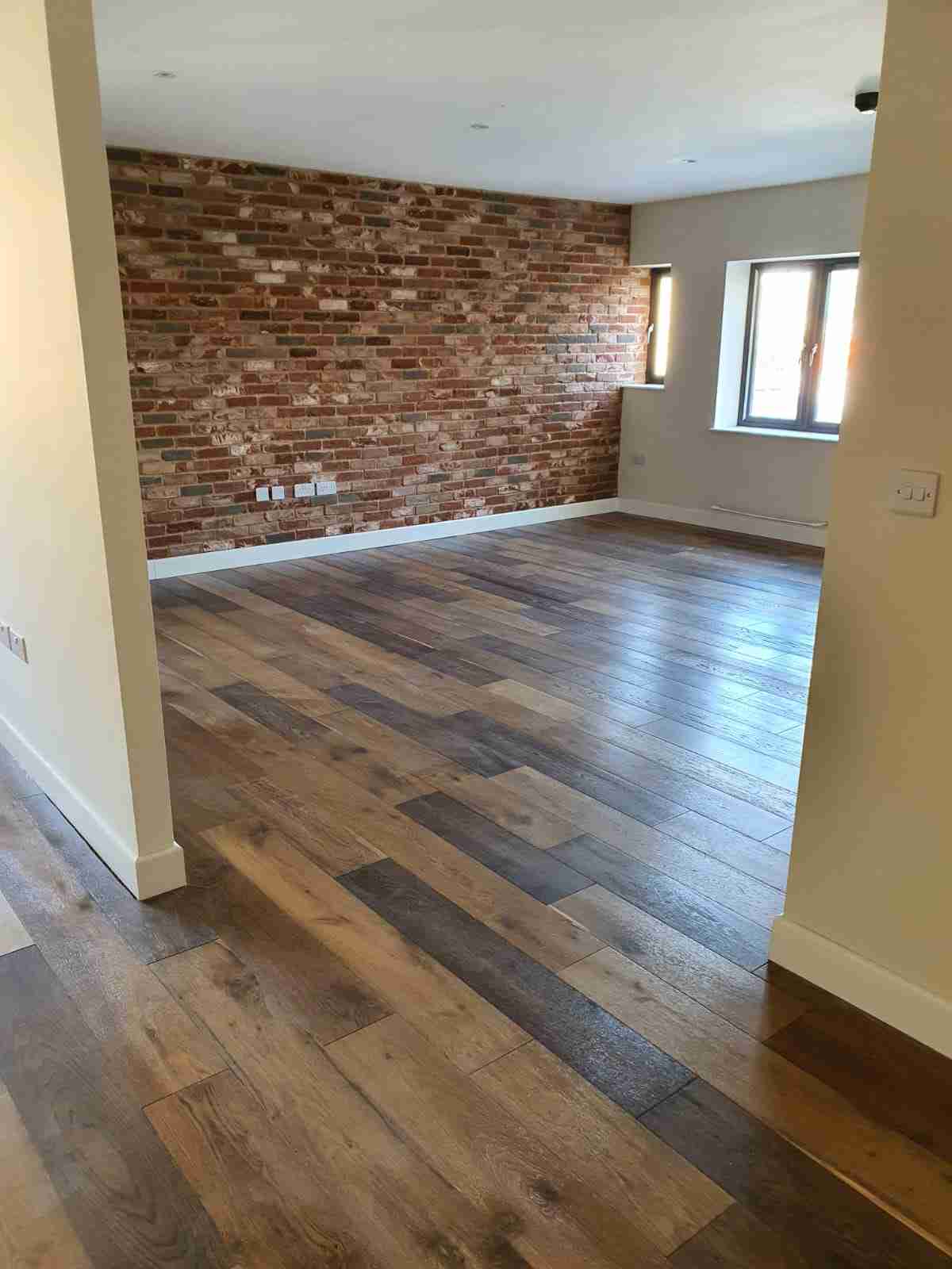 Triple Smoked Oak Brushed & Oiled 186 x 6/20mm Random Length