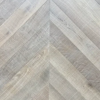 Luxury Chevron Champagne Oak Flooring – Sawn Brushed & Oiled 90 x 510mm Close-Up